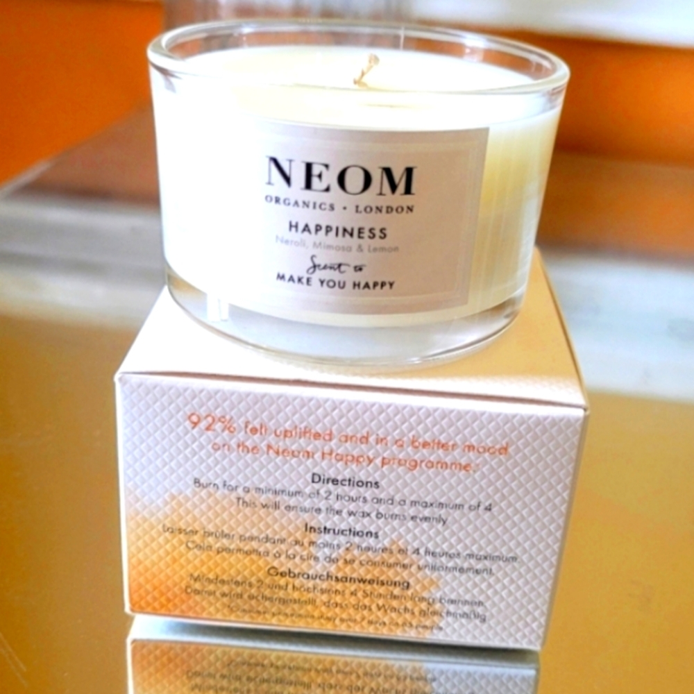 Neom organic Happiness candle, brand new with box!